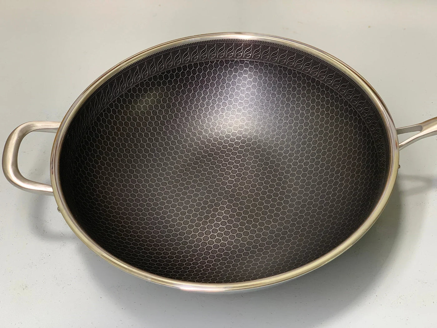 Laser  Coated Deep Frying Pan Non Stick and HoneyComb Pattern
