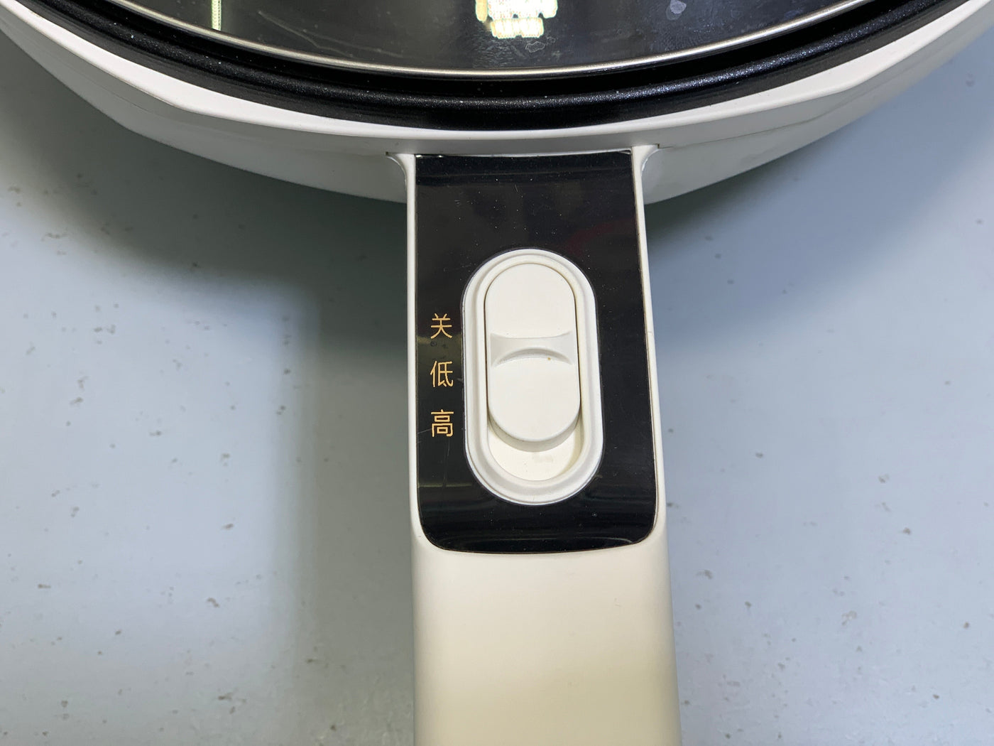 Multifunctional Electric Frying Pan and Steamer with Silicone Spoon